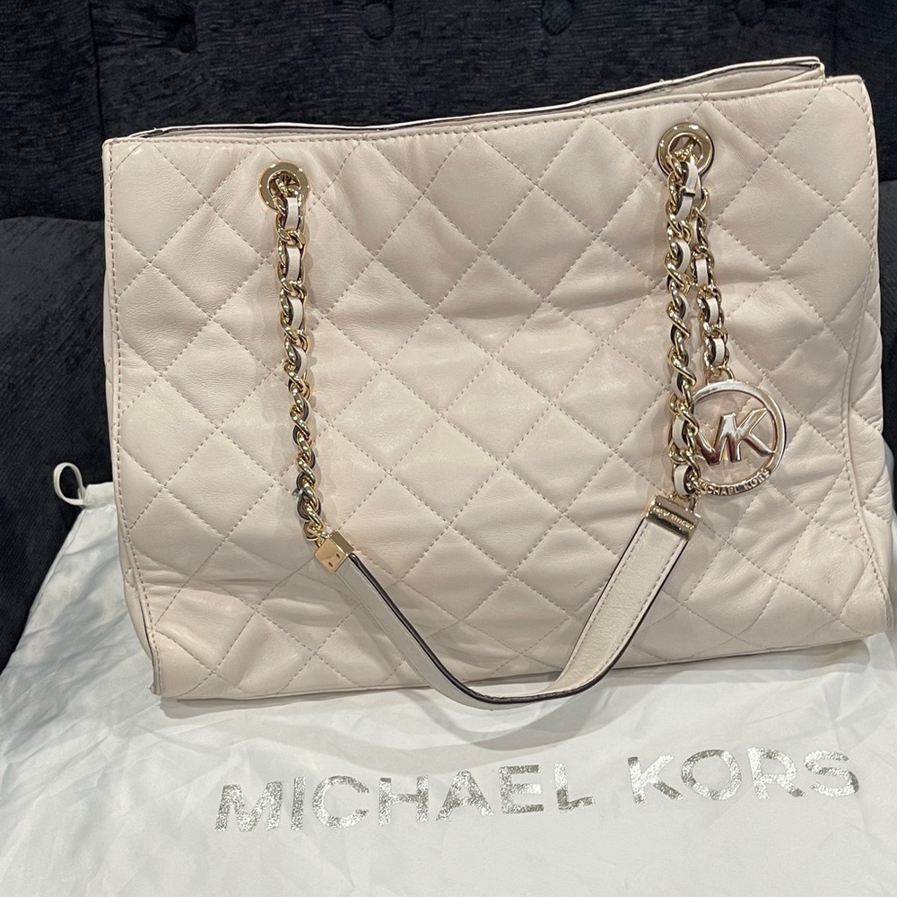 Michael Kors Quilted Shoulder Bag in Cream with Gold Accents